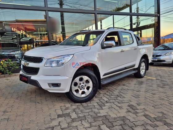 CHEVROLET S10 2.4 LTZ 4X2 CD 8V FLEX 4P MANUAL CHEVROLET S10 2.4 LTZ 4X2 CD 8V FLEX 4P MANUAL